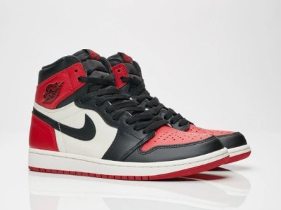 Color: Rojo con negro - Nike Air Jordan 1 High Bred Toe