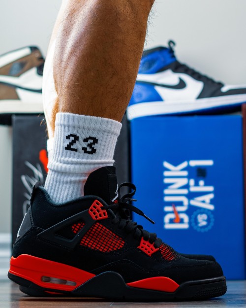 Air Jordan 4 Retro Red Thunder - Tienda del Oso | Tienda de Zapatillas 