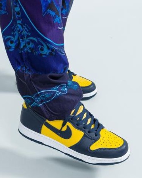 Nike SB Dunk Low azul con amarillo - Tienda del Oso | Tienda de Zapatillas 